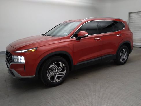 Used 2023 Hyundai Santa Fe SEL FWD image 2