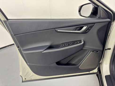 Used 2022 Kia EV6 Wind image 41