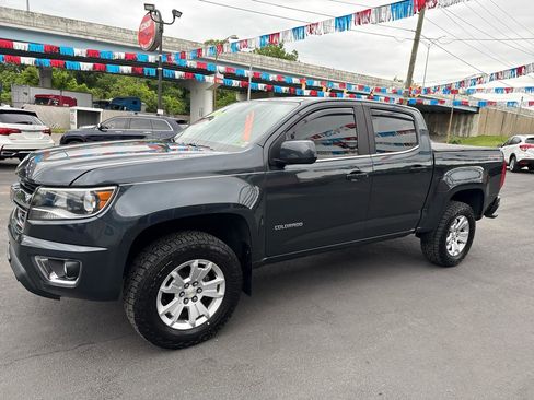 Used 2018 Chevrolet Colorado LT w/ LT Convenience Package AWD/4WD image 8