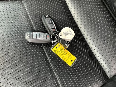 Used 2023 INFINITI QX50 Sport image 14