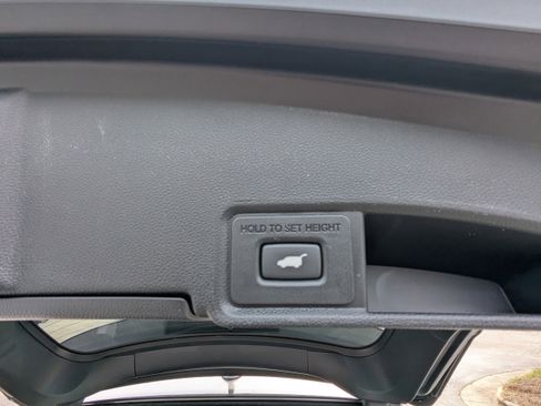 Used 2023 Acura RDX AWD w/ Advance Package image 17