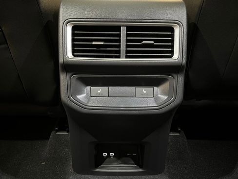 New 2026 Volkswagen Atlas Cross Sport SEL Premium R-Line AWD/4WD image 24