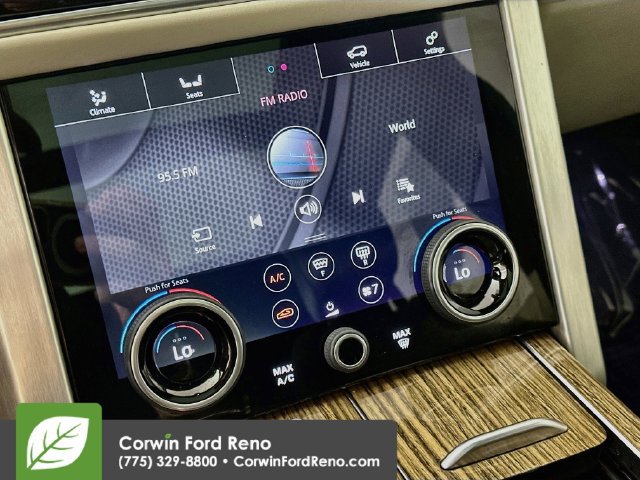 Used 2019 Land Rover Range Rover HSE AWD/4WD image 18