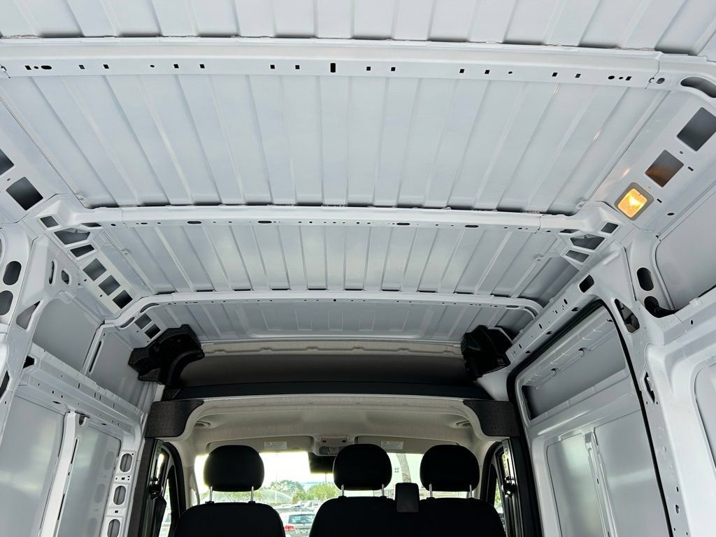 New 2024 RAM ProMaster 2500 w/ Upfitter's Prep Package FWD image 35