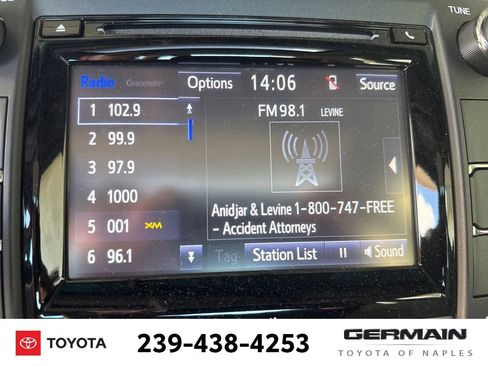 Used 2017 Toyota Camry XLE image 19