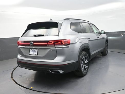 New 2026 Volkswagen Atlas SE image 10