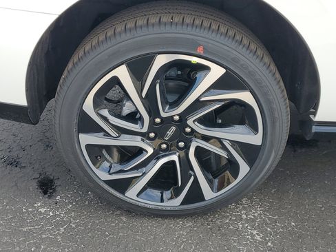 New 2026 Lincoln Navigator Black Label AWD/4WD image 5
