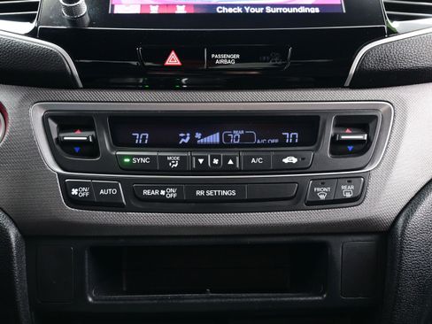 Used 2023 Honda Ridgeline Sport image 19