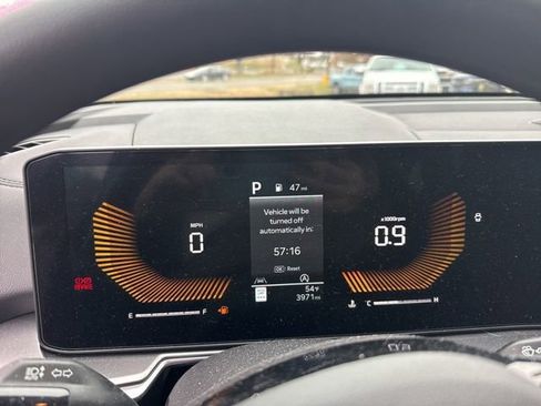 Used 2025 Kia Sorento LX image 15