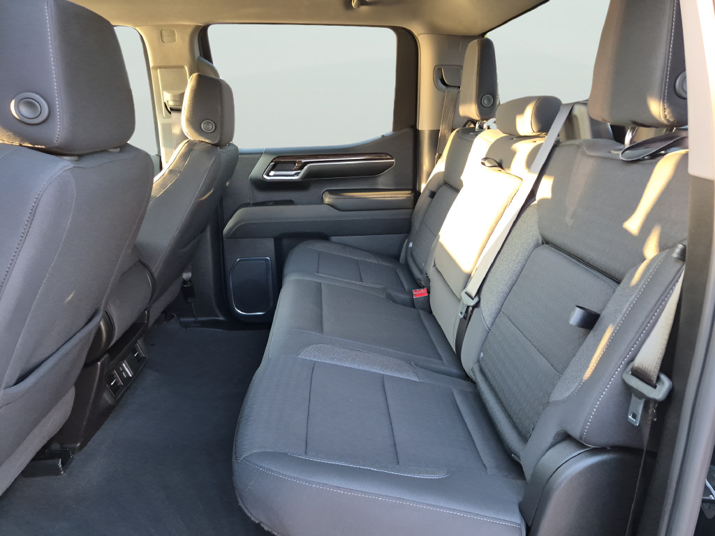 Used 2024 GMC Sierra 1500 Elevation RWD image 31