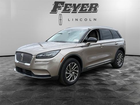 Used 2021 Lincoln Corsair FWD image 1