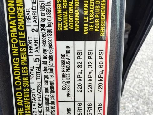 Used 2016 Toyota Corolla LE FWD image 22