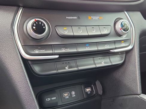 Used 2020 Hyundai Santa Fe SEL FWD image 22