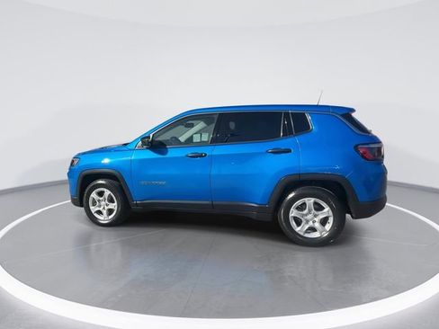 Used 2022 Jeep Compass Sport image 5