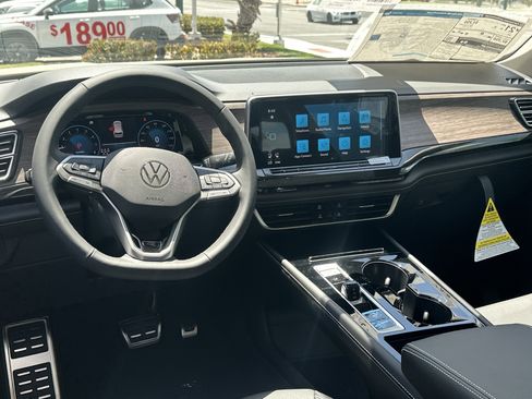 New 2026 Volkswagen Atlas SEL Premium R-Line AWD/4WD image 14