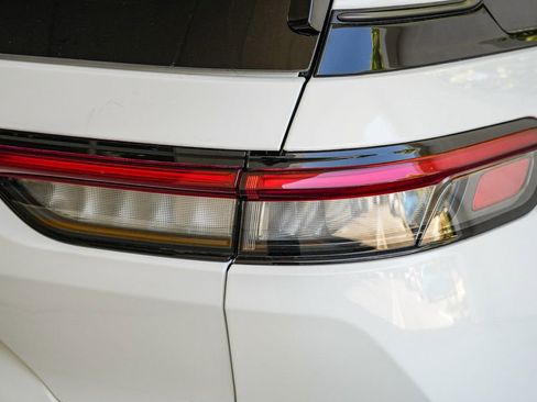 New 2026 Jeep Grand Cherokee Altitude image 7