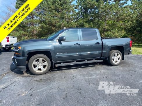 Used 2018 Chevrolet Silverado 1500 LT w/ All Star Edition AWD/4WD image 3