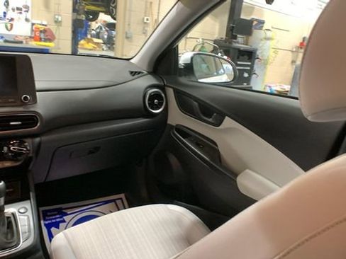 Certified 2023 Hyundai Kona SEL image 21