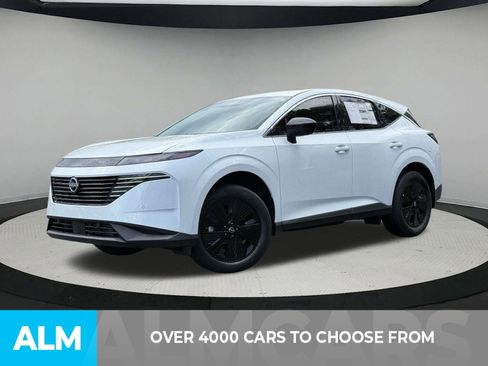 Certified 2025 Nissan Murano SV image 3