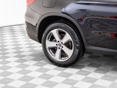 Used 2019 Mercedes-Benz GLC 300 4MATIC image 35