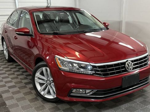 Used 2017 Volkswagen Passat 1.8T SE FWD image 1