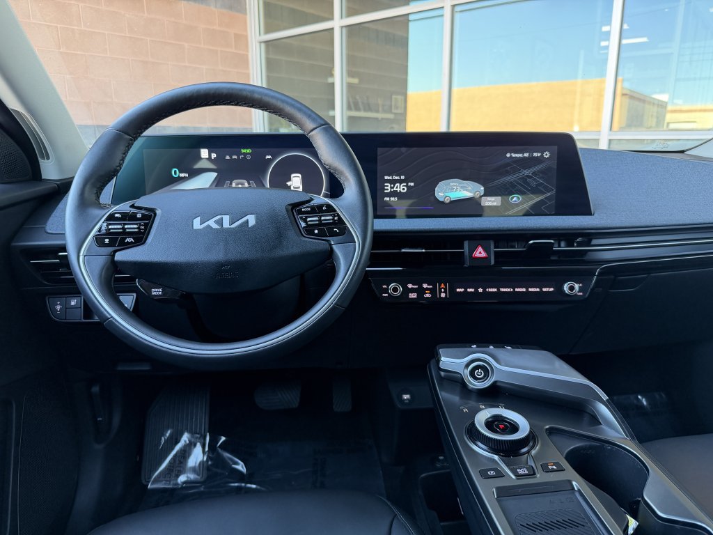 Used 2024 Kia EV6 Light AWD/4WD image 16