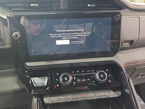 New 2026 GMC Sierra 1500 AT4 w/ AT4 Premium Package image 19