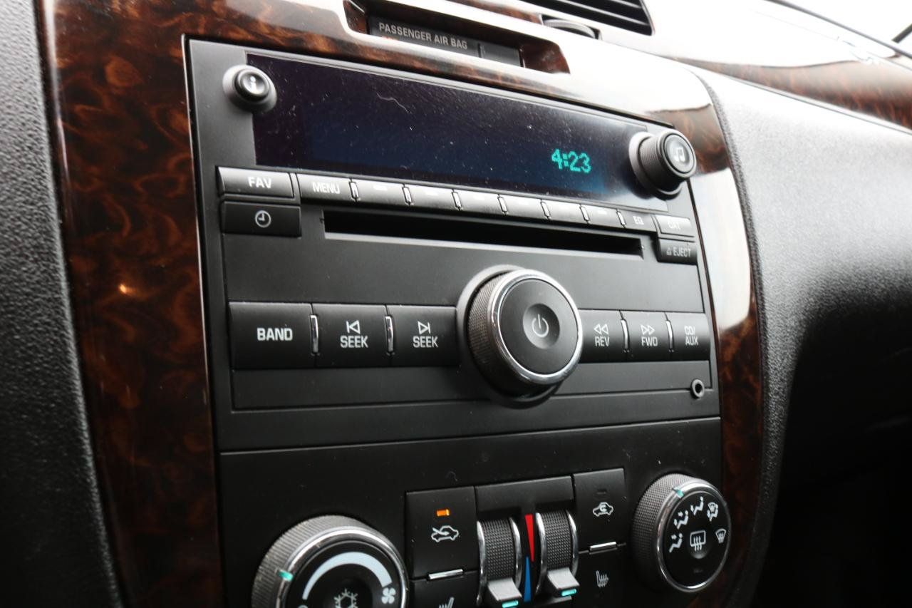 Used 2014 Chevrolet Impala LTZ FWD image 28
