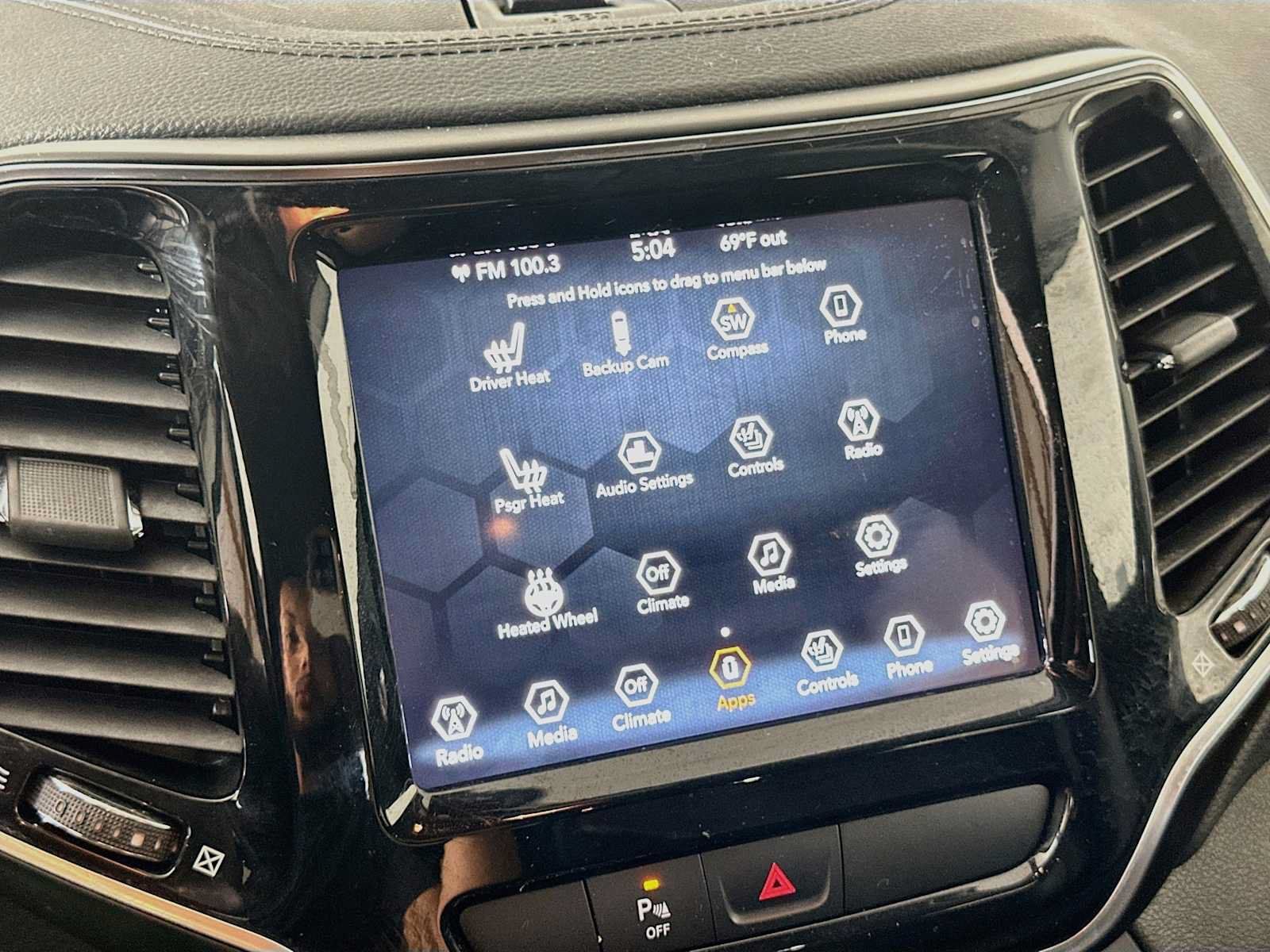 Used 2019 Jeep Cherokee Limited AWD/4WD image 12