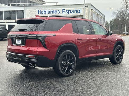 Used 2024 Chevrolet Traverse RS w/ LPO, Floor Liner Package image 10