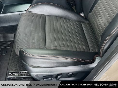 Certified 2025 Nissan Rogue SV image 18