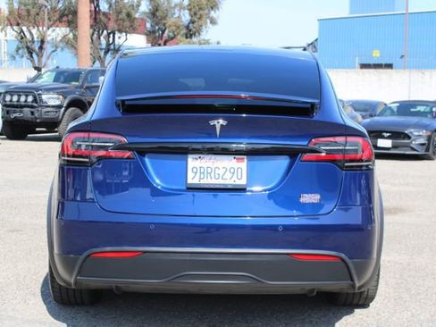 Used 2022 Tesla Model X Plaid image 10