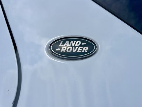 Used 2025 Land Rover Discovery Sport Dynamic SE AWD/4WD image 38