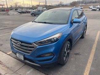 Used 2017 Hyundai Tucson Limited w/ Limited Ultimate Package 03 360° Tour