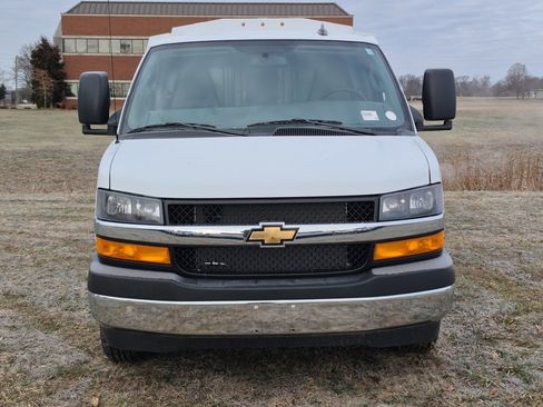 New 2025 Chevrolet Express 3500 Work Van w/ Power Convenience Package image 2
