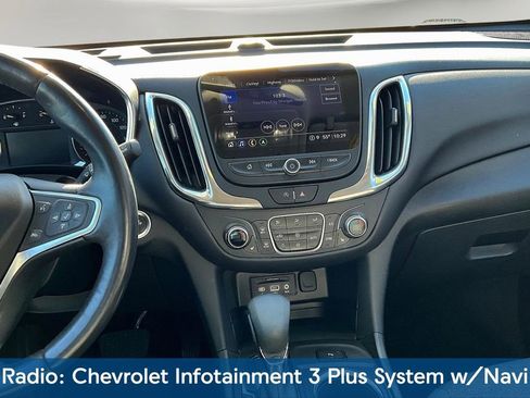 Used 2022 Chevrolet Equinox LT image 11