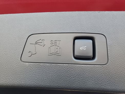 New 2026 Lincoln Corsair Premiere image 30