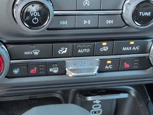 New 2026 Ford Bronco Outer Banks AWD/4WD image 24