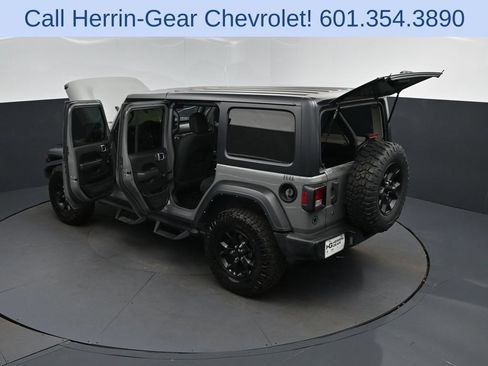 Used 2022 Jeep Wrangler Unlimited Sport AWD/4WD image 2