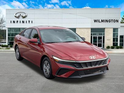 Used 2025 Hyundai Elantra SE w/ Cargo Package