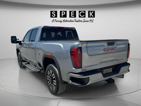 Used 2024 GMC Sierra 2500 Denali w/ Denali Reserve Package AWD/4WD image 3