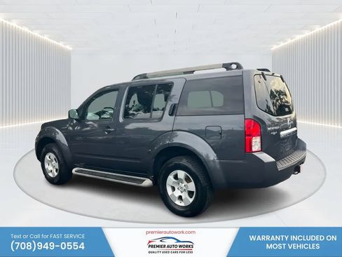 Used 2011 Nissan Pathfinder S w/ Protection Pkg AWD/4WD image 7