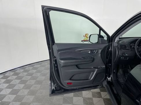Used 2019 Honda Ridgeline Sport image 31