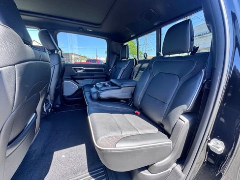 New 2026 RAM 1500 Laramie AWD/4WD image 16