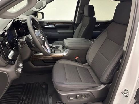 New 2026 GMC Sierra 1500 Elevation w/ Preferred Package AWD/4WD image 17