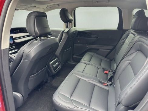 New 2026 Lincoln Nautilus Premier w/ Equipment Group 102A AWD/4WD image 10