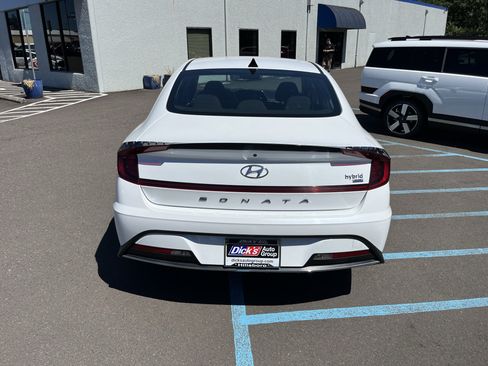 Used 2021 Hyundai Sonata Blue FWD image 4