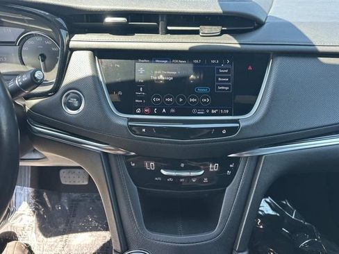 Certified 2023 Cadillac XT5 Premium Luxury image 32