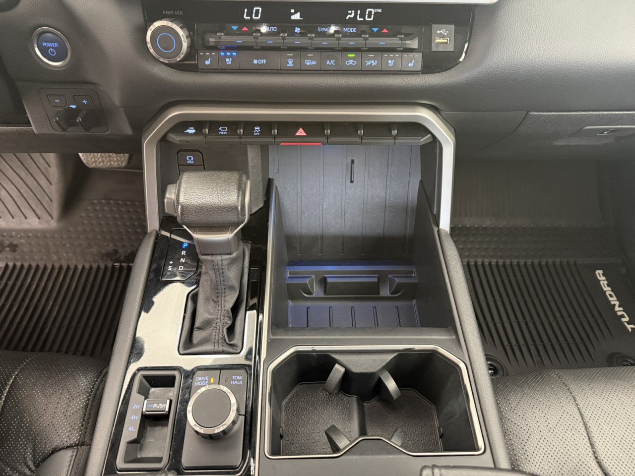 Used 2023 Toyota Tundra Limited AWD/4WD image 18