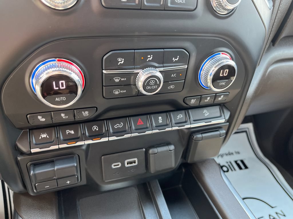 Used 2020 GMC Sierra 1500 Denali w/ Driver Alert Package II AWD/4WD image 21